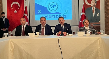 İletişim Başkanı Fahrettin Altun Türkiye Basın Federasyonu'nun iftarına katıldı 