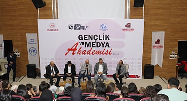 GENÇLİK VE MEDYA AKADEMİSİ SERTİFİKA TÖRENİ HATAY'DA YAPILDI 
